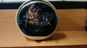 Будильник Витязь.