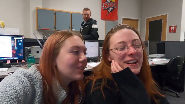 Ep 2 | Amanda Works with the University Journal | T-Bird Takeover Vlog смотреть онлайн