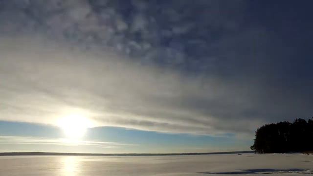 Закат в поселке «Сосновый берег» на озере Волго смотреть онлайн