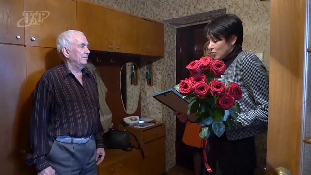 Свой юбилей отпраздновал писатель Владимир Кожевников смотреть онлайн
