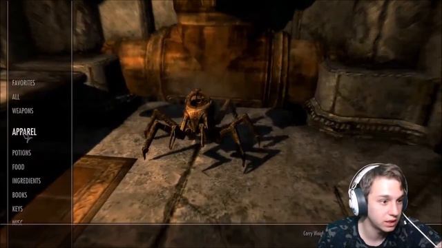 Can't open the chest and i got really scared!! смотреть онлайн