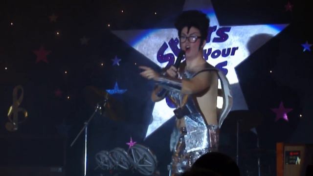 Phoenix Nights - Stars In Your Eyes смотреть онлайн