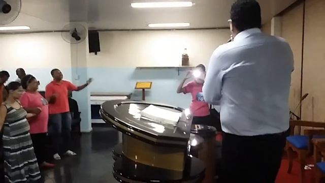 Cantor Mauro Júnior - Movimento no Vale em BH смотреть онлайн