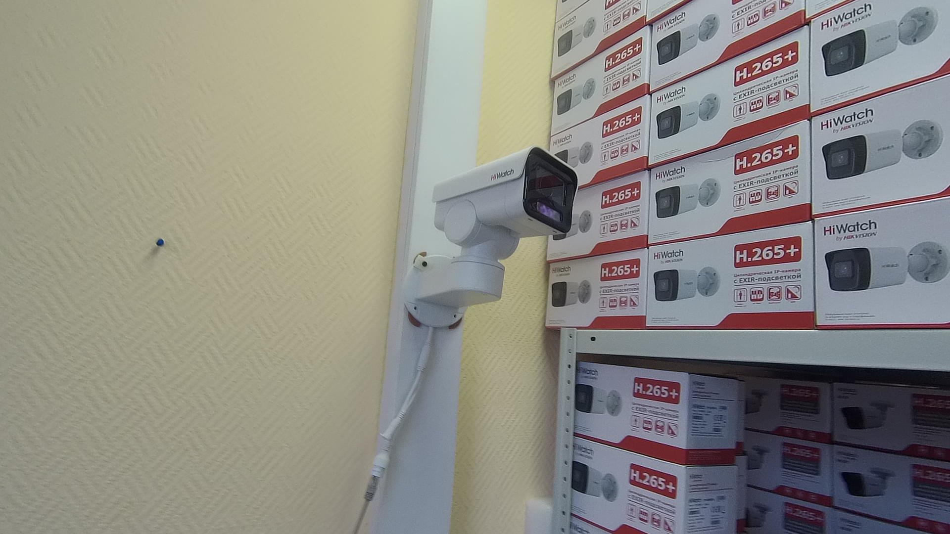 Обзор и настройка уличной управляемой PTZ камеры с микрофоном 4Мп HiWatch PTZ-Y2404I-DE смотреть онлайн