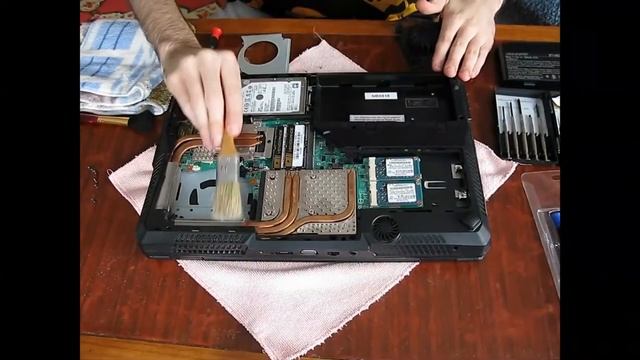 как чистить С.О. на ноутбуках MSI GT и GX серии смотреть онлайн