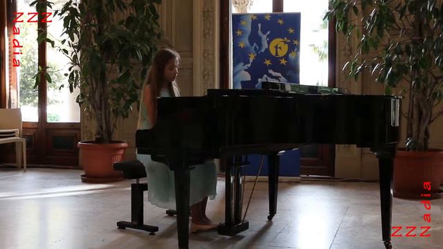 FIESTALONIA. Musician from Russia (Moscow). Piano смотреть онлайн