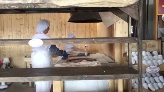 Так пекут настоящий армянский лаваш смотреть онлайн