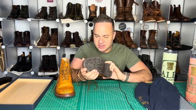 Tricker’s Stow Boots Acorn Calf Review смотреть онлайн