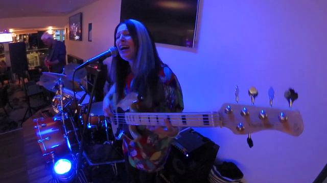 Rebecca Johnson Band *YOU SHOULD BE DANCING* (QSC Touchmix 16) (26/10/19) смотреть онлайн