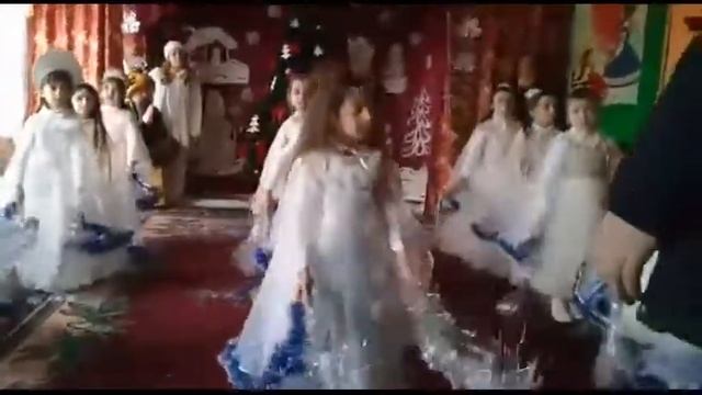 Новогодний утренник, подготовительная группа (2018 г.) - Детсад им. Бабаева Г.О. с. Салик смотреть онлайн