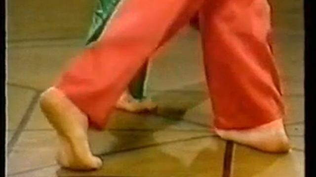 Ушу. Перемещение корпуса.