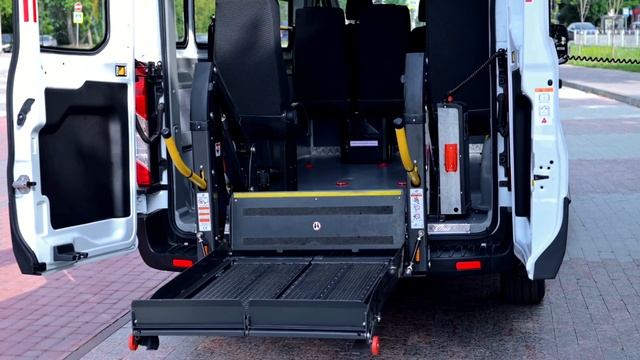 Ford Transit для перевозки инвалидов смотреть онлайн