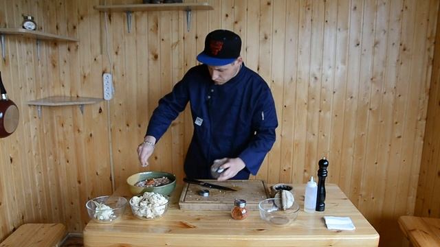 Куриная Печеная грудка с цветной капустой на углях смотреть онлайн
