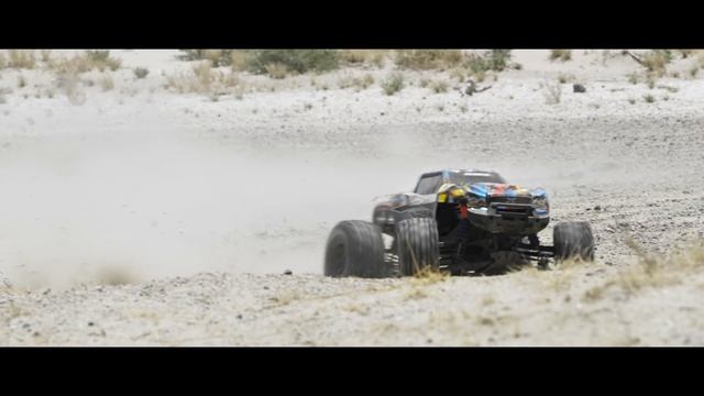 Desert Domination |Traxxas X-Maxx Rock n’ Roll Edition смотреть онлайн