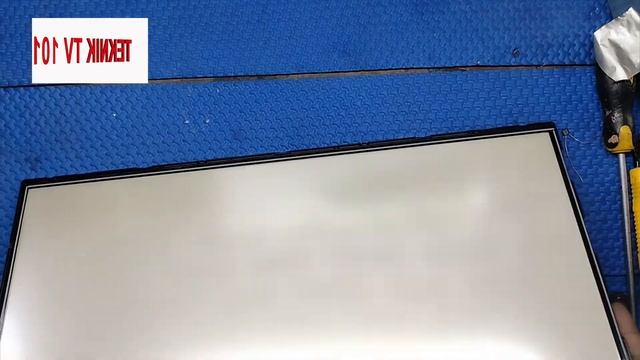 HP monitor ZR22w disassembly, backlight repair, monitor turns black for a second смотреть онлайн