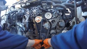 How to install a timing belt Volkswagen Crafter 2 0 tdi / Как установить  ГРМ VW Crafter 2 0 tdi