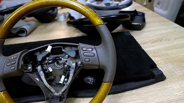 Перетяжка руля для LEXUS RX (2G) смотреть онлайн