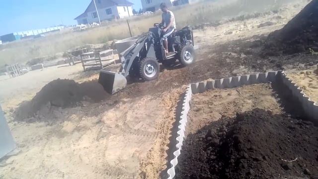 Самодельный мини погрузчик от Денисок смотреть онлайн