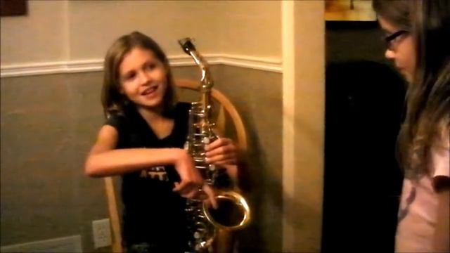 brittany saxophone смотреть онлайн