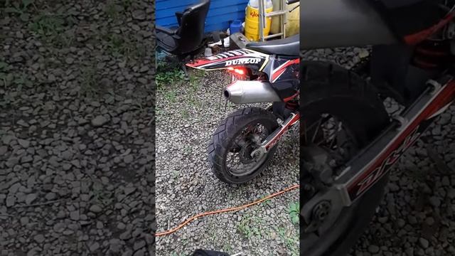 Drz400 rev limit = Flames смотреть онлайн
