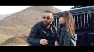 Бахтавар - Ты ты ты | карие глаза ?