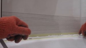 УГОЛОК НА ВАННУЮ! Как устранить зазор между ванной и стенной.