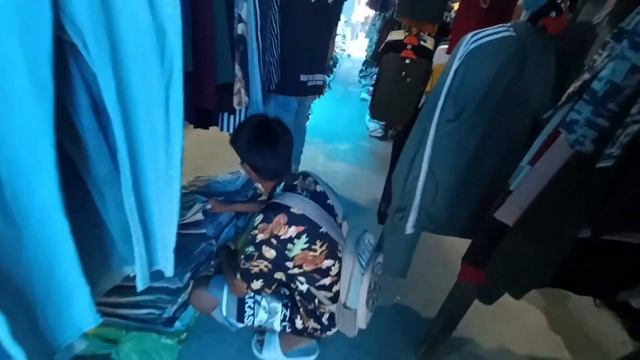 || Jaigoan Market || Secret Momo shop ₹20 momo and ₹150 Tshirts #vlog #jaigoan смотреть онлайн