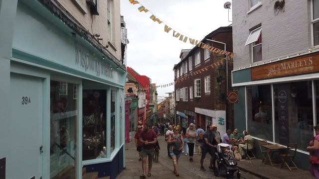 Folkestone, White Cliffs of Dover | Англія: Фолкстон, Білі скелі Дувру смотреть онлайн