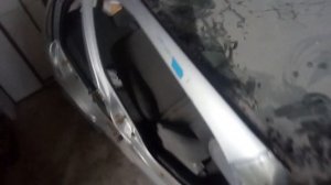 как вырезать стекло автомобиля одному....