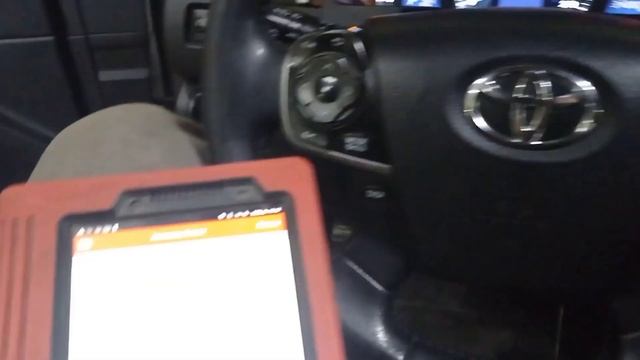 Адаптация дроссельной заслонки Тойота смотреть онлайн