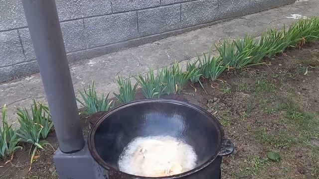 КАК ПРИГОТОВИТЬ КАЗАН КЕБАБ ИЗ КУРИЦЫ В КАЗАНЕ НА ОГНЕ смотреть онлайн