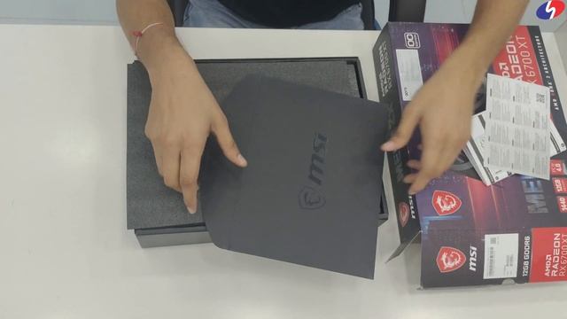 MSI RADEON RX 6700XT MECH 2x UNBOXING смотреть онлайн