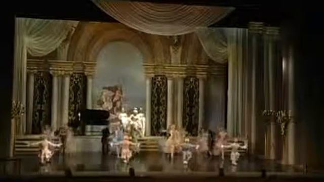 Aram Khachaturian masquerade Waltz смотреть онлайн