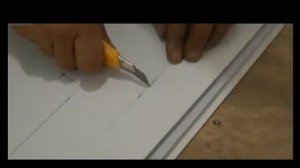 Как обшить ПВХ панелями стену