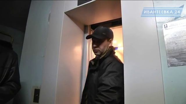 Снова наверх в кабине: на Толмачева запустили новые лифты смотреть онлайн