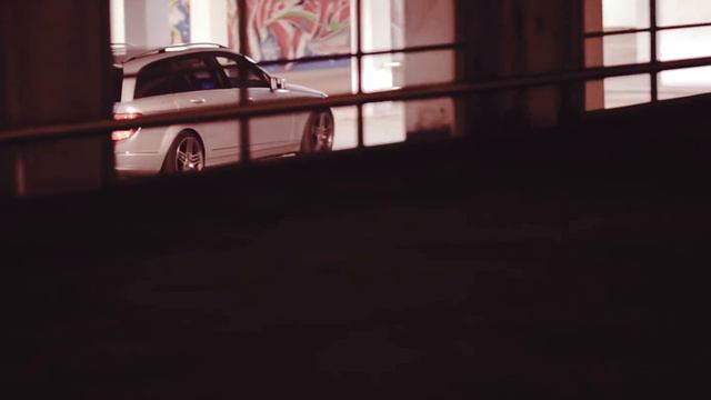 EVENING RIDE: MERCEDES смотреть онлайн