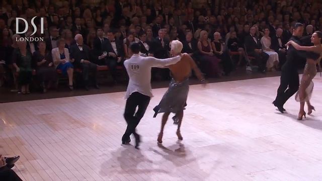Michael Malitowski & Joanna Leunis - Professional Latin Blackpool 2015 смотреть онлайн