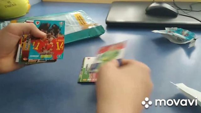 Обзор на журнал карточек Panini EURO2020