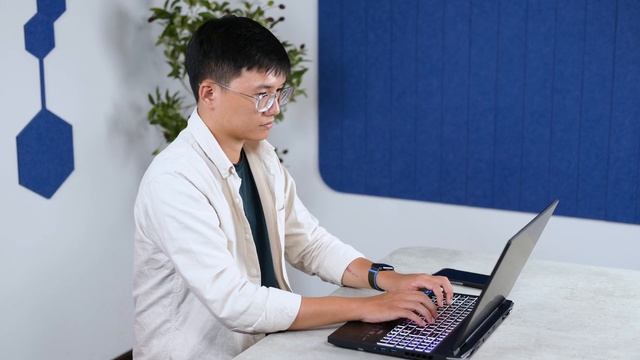 Trải nghiệm Acer Nitro 5 Tiger 2023, RTX 4050: nâng cấp nhẹ so với người tiền nhiệm смотреть онлайн