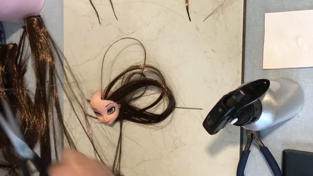 Как перепрошить волосы кукле /How to rewire a doll's hair смотреть онлайн