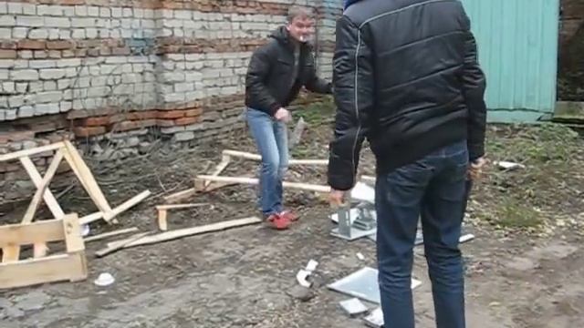 Акция - продай компьютер.avi смотреть онлайн