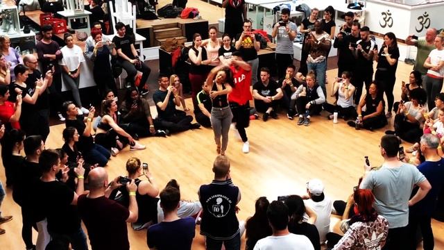 Lady Gaga, Bradley Cooper - Shallow DANCING KIKE & NAHIR SENSUAL DANCE смотреть онлайн