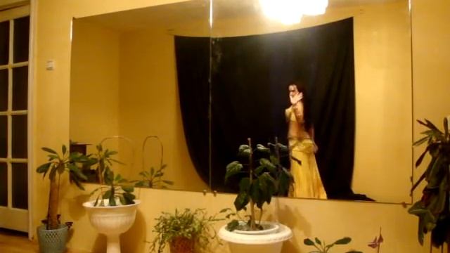Belly Dance with vale wings by Emiliya смотреть онлайн