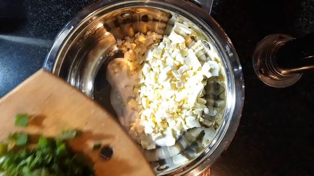 пирог с капустой ,яйцом и зеленью.Сочная начинка и хрустящая корочка смотреть онлайн