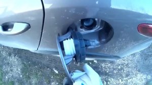 Как открыть крышку топливного бака KIA RIO