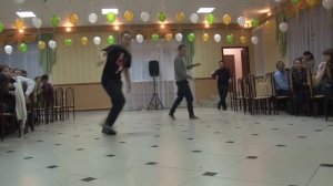 Брэйк-данс на свадьбе.mpg