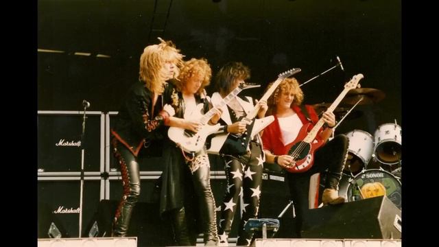 The Best of Helloween.Лучшие песни группы Helloween .The Greatest Hits of Helloween смотреть онлайн