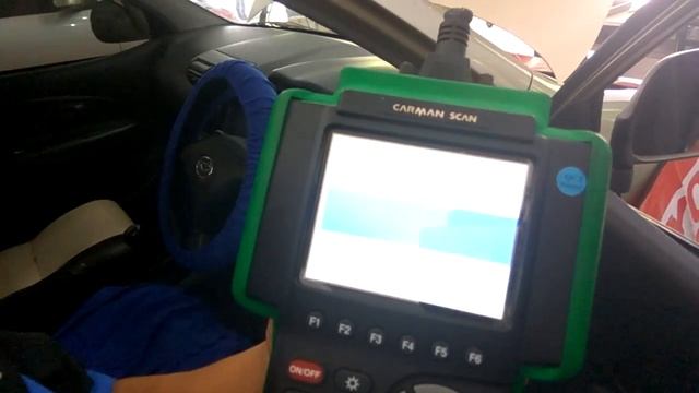 CARA MENDETEKSI KERUSAKAN SENSOR MOBIL XENIA 1000 CC DENGAN MENGGUNAKAN SCANNER CARMAN SCAN смотреть онлайн