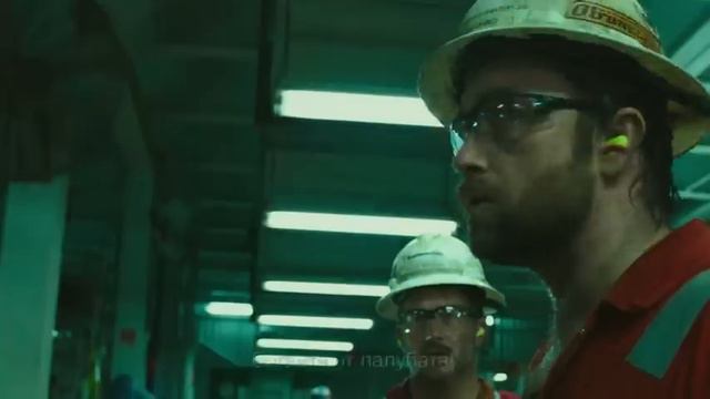 Deepwater Horizon: Море в пламъци