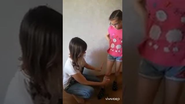 учим накладывать шину при переломе смотреть онлайн